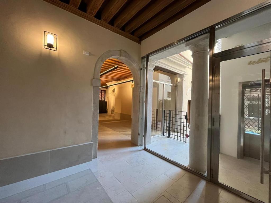 Immobiliare Nk Palazzo Bonvicini Apartment Veneţia Exterior foto