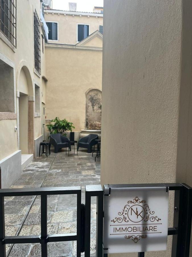 Immobiliare Nk Palazzo Bonvicini Apartment Veneţia Exterior foto