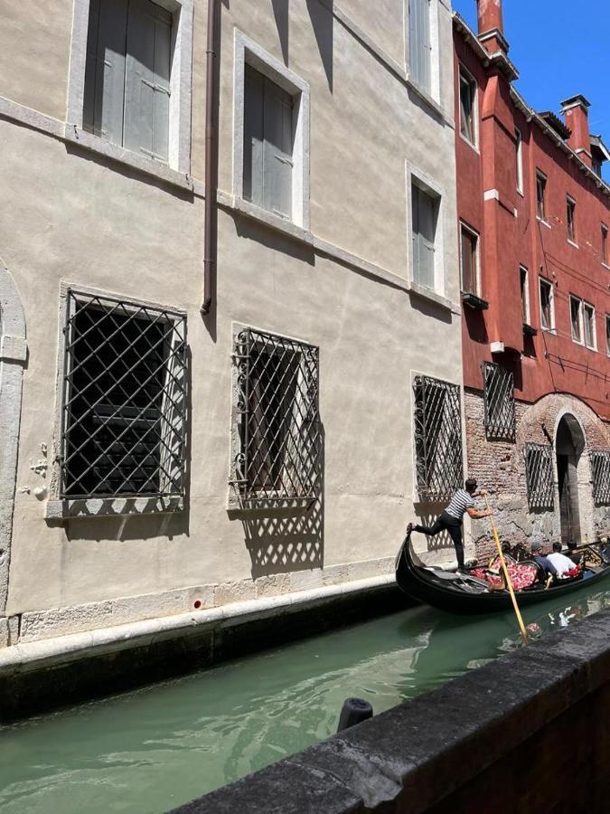 Immobiliare Nk Palazzo Bonvicini Apartment Veneţia Exterior foto