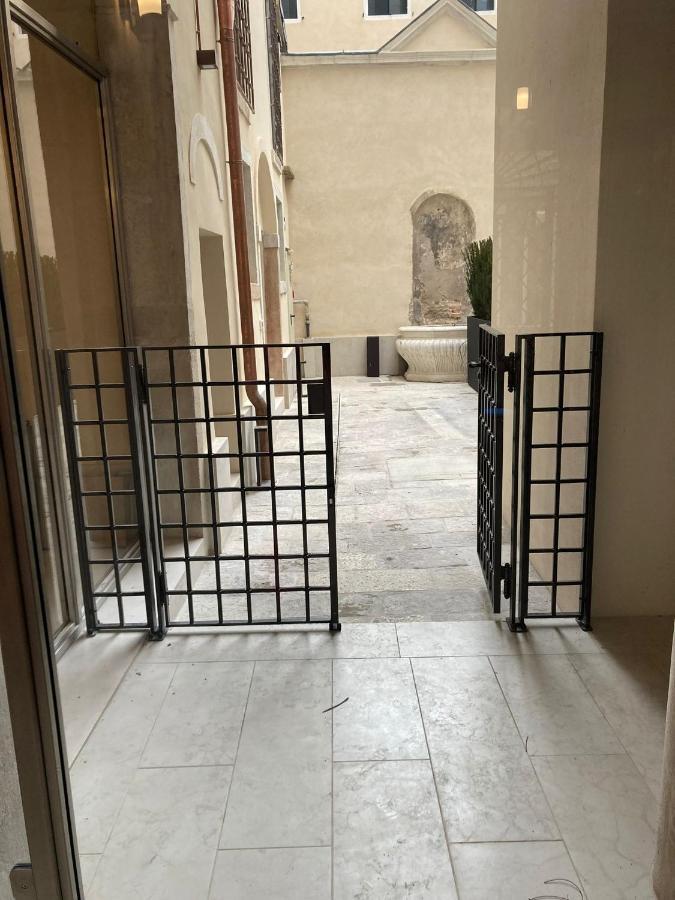 Immobiliare Nk Palazzo Bonvicini Apartment Veneţia Exterior foto